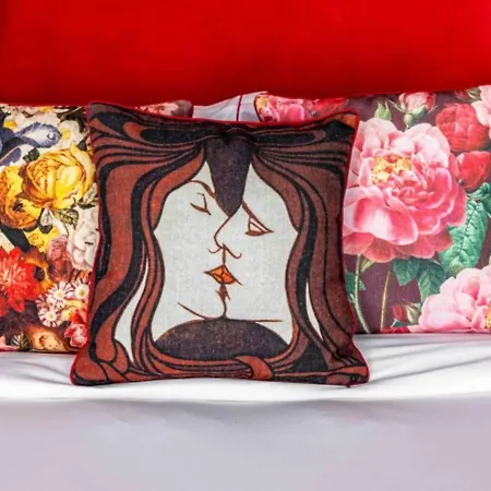 Upon Angels - Adults Only Апарт-отель 4*